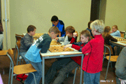 061108schooldammen02.gif