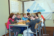 061108schooldammen09.gif